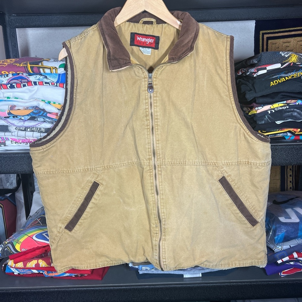 Wrangler Hero Sherpa Lined Vest Men's XL Khaki Corduroy Trim Nice